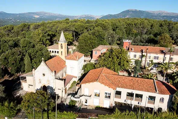 ROQUEFORT-LES-PINS 06330 FRANCEC GOLD